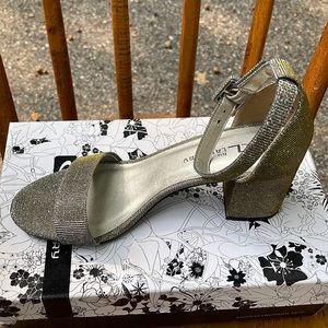 Chinese laundry ankle heels